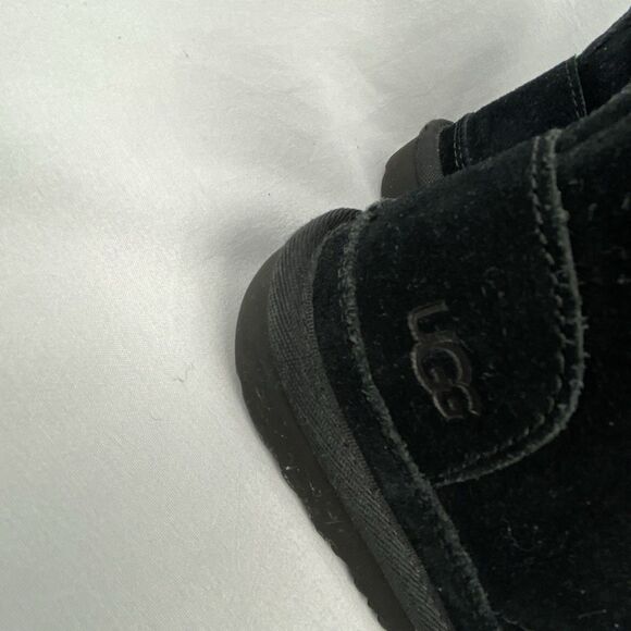 UGG Neumel II Chukka Boot Toddler Size 10 Black Suede Side Zip Water Repel $105 - Picture 10 of 10